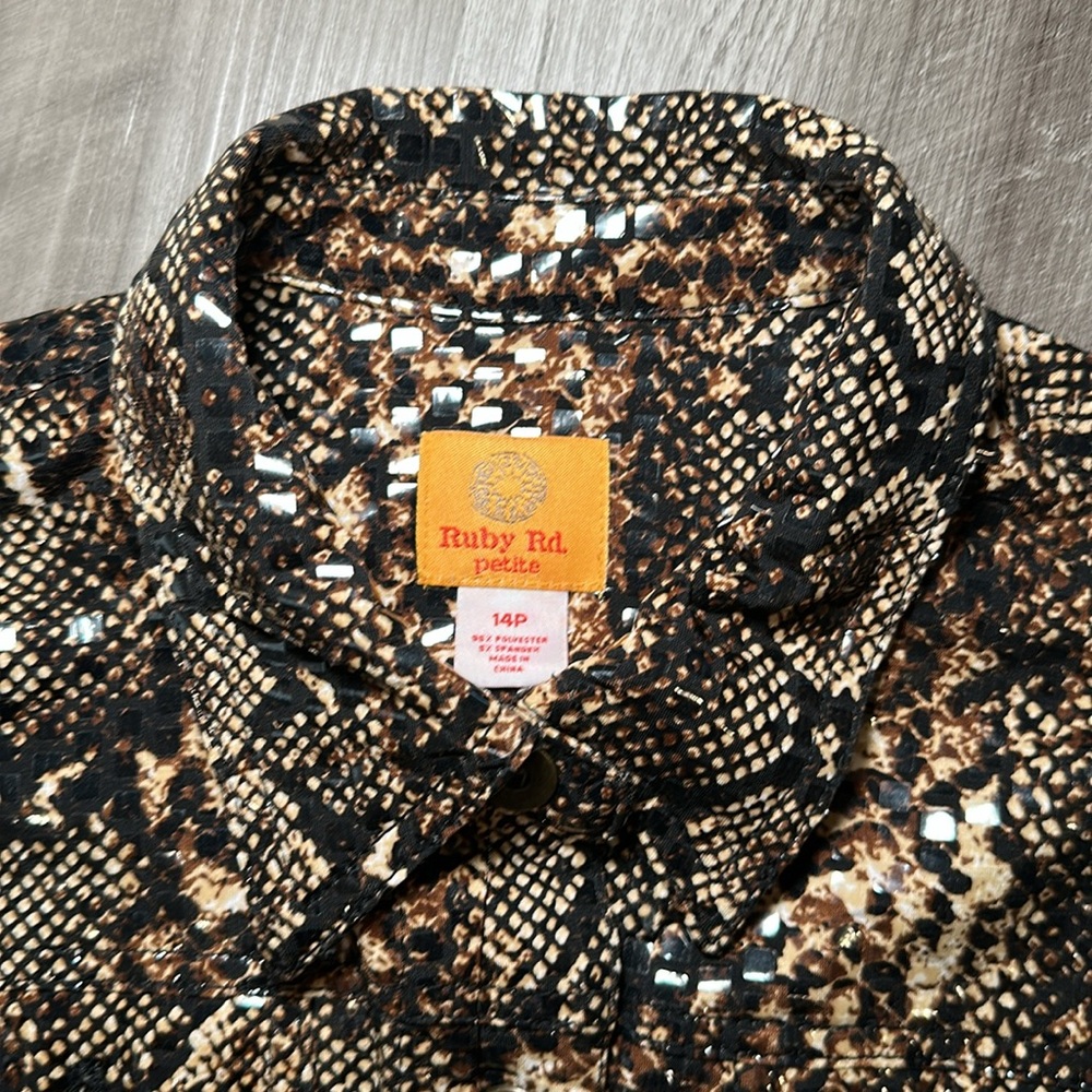 Ruby Rd. Gloss Snakeskin Lightweight Jacket - 14p - image 4